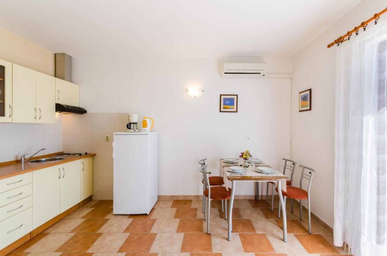 Andelko Apartamento Dramalj Exterior foto